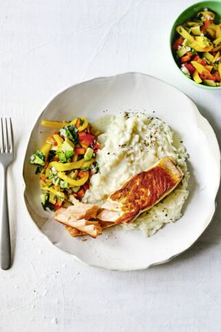 Lachs mit Mango-Salsa und Kokos-Reis Lachs mit Mango-Salsa und Kokos-Reis