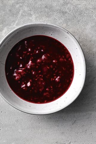 Himbeer-Preiselbeer-Jus