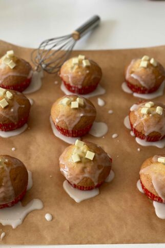 White-Chocolate Muffins mit Lemon Curd White-Chocolate Muffins mit Lemon Curd