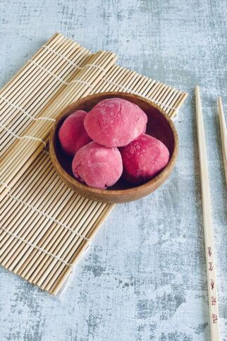 Rote Mochi mit Frischkäse Füllung Mochi rot