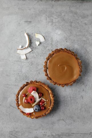Schokoladen-Granola-Tartelettes Schokoladen-Granola-Tartelettes