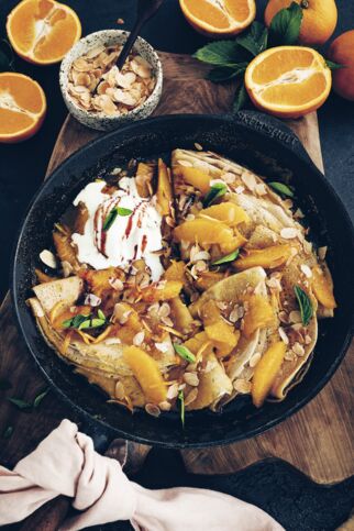 Crêpes Suzette mit Orangen Crêpes Suzette mit Orangen