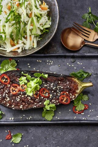Miso-Auberginen 
mit Reissalat
