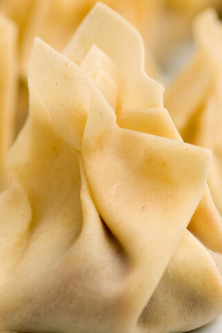 Scharfe Wan Tans mit Pflaumen-Dip Scharfe Wan Tans mit Pflaumen-Dip