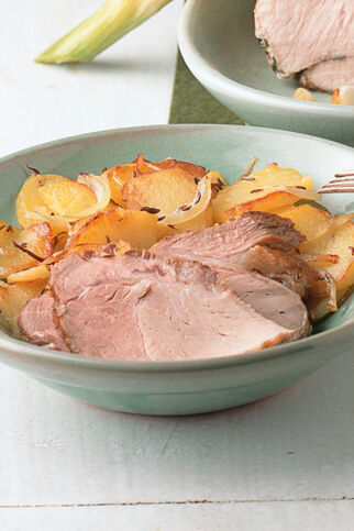Schweinenacken mit Kümmelkartoffeln Schweinenacken mit Kümmelkartoffeln