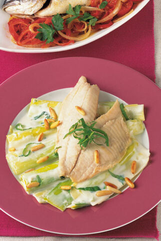 Tilapia-Filet auf Lauch