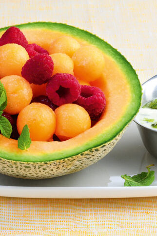 Himbeer-Melonen-Salat mit Limettenzucker
