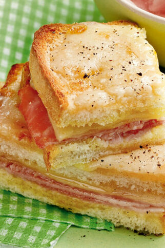 Croque Monsieur mit Schinken und Käse Croque Monsieur mit Schinken und Käse