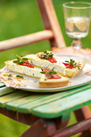 Knusprige Ricotta-Kräuter-Tarte Knusprige Ricotta-Kräuter-Tarte