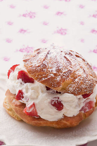 Erdbeer-Windbeutel Erdbeer-Windbeutel