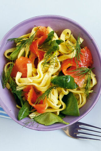 Räucherlachs-Tagliatelle