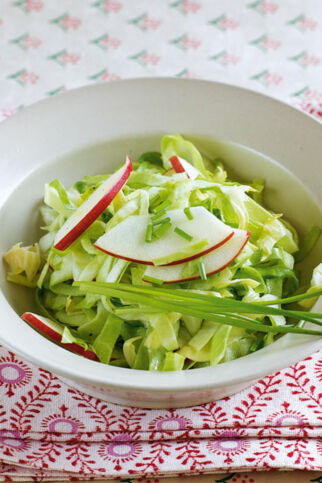 Krautsalat mit Apfel Krautsalat mit Apfel