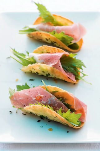 Tacos mit Rucola und Parmaschinken Tacos mit Rucola und Parmaschinken