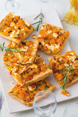 Kürbiskuchen mit Schafskäse Kürbiskuchen mit Schafskäse