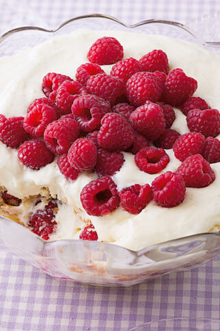 Sherry-Trifle mit Himbeeren Sherry-Trifle mit Himbeeren