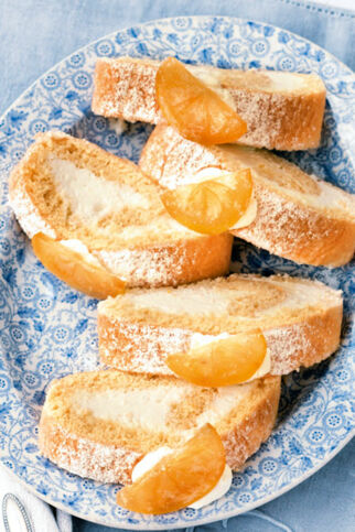 Zitronen-Biskuitrolle Zitronen-Biskuitrolle