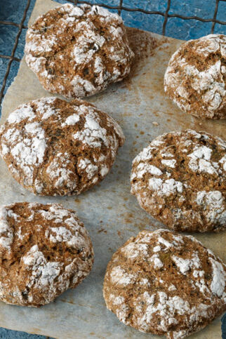 Spinatbrötchen Spinatbrötchen