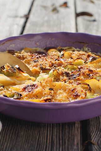 Steckrübengratin mit Bröseln Steckrübengratin mit Bröseln