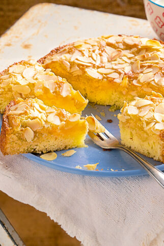 Bienenstich Bienenstich