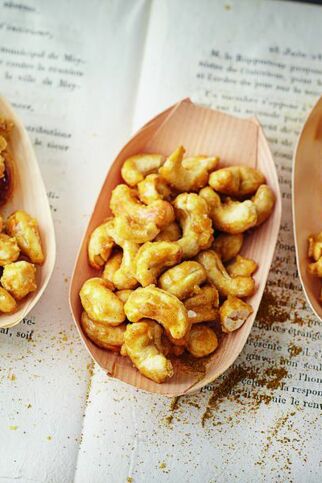 Curry-Cashewnüsse Curry-Cashewnüsse