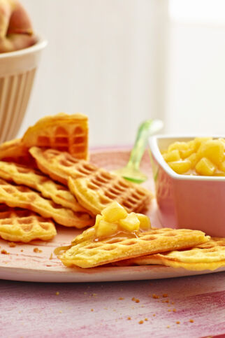 Muttis Feinwaffeln mit Apfelkompott Muttis Feinwaffeln mit Apfelkompott