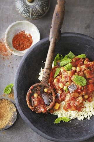 Gemüse-Tajine mit Couscous Gemüse-Tajine mit Couscous