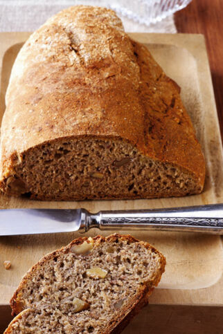 Walnussbrot mit Sauerteig Walnussbrot mit Sauerteig