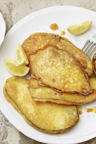Auberginen-Piccata mit Tomatengemüse Auberginen-Piccata mit Tomatengemüse