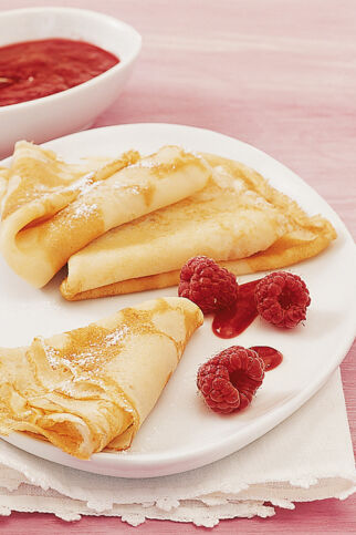 Crêpes mit Himbeersauce
