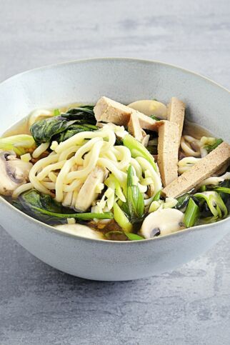 Ramen-Gemüsesuppe Ramen-Gemüsesuppe