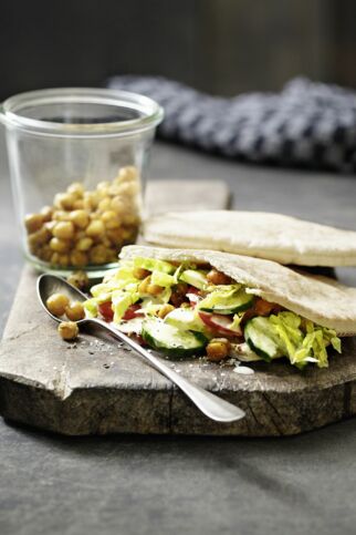 Pitataschen mit Röst-Kichererbsen Pitataschen mit Röst-Kichererbsen