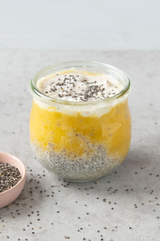 Mango-Chia-Overnight-Oat Mango-Chia-Overnight-Oat