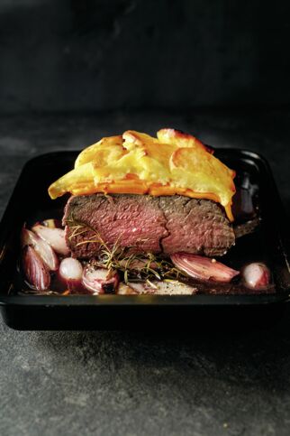 Braten mit Kürbis und Klößen Braten mit Kürbis und Klößen