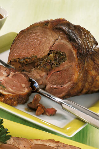 Gefüllter Schweinenacken Gefüllter Schweinenacken