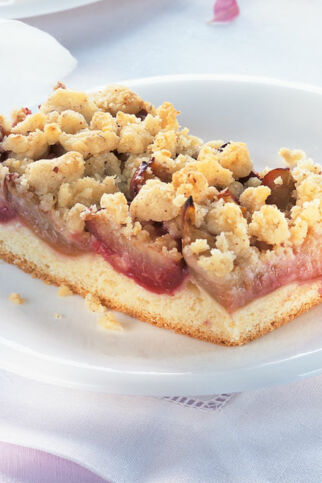 Zwetschgenkuchen mit Walnuss-Streuseln