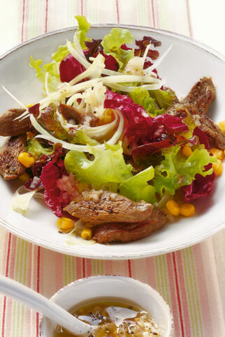 Salat mit Lammstreifen Salat mit Lammstreifen