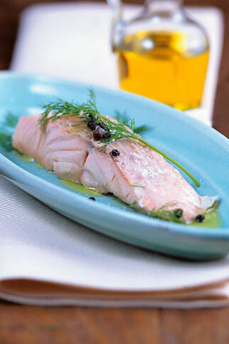 Pochierter Lachs