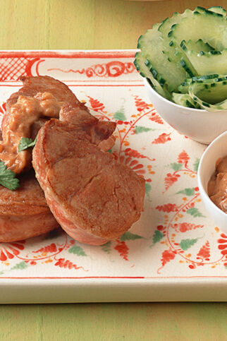 Medaillons mit Erdnusssauce Medaillons mit Erdnusssauce