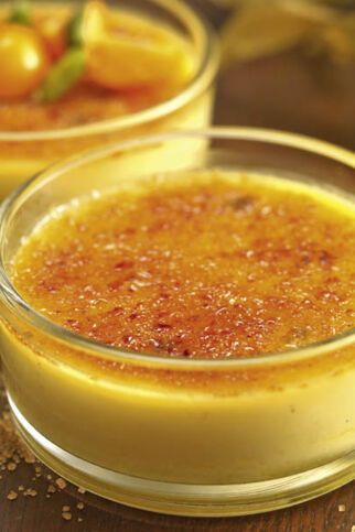 Crème Brûlée mit Passionsfrucht