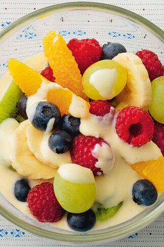 Obstsalat mit fixer Vanillesauce Obstsalat mit fixer Vanillesauce