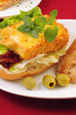 Sandwich mit Knusperkäse
