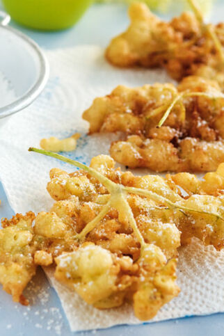 Gebackene Holunderblüten Gebackene Holunderblüten