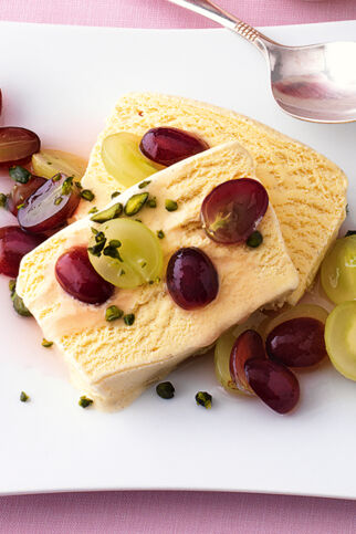 Holunderblütenparfait Holunderblütenparfait