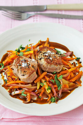 Schweinefilet mit Ingwerkürbis und Orangen-Balsamico-Sauce Schweinefilet mit Ingwerkürbis und Orangen-Balsamico-Sauce