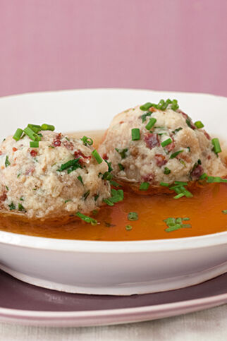 Speckknödelsuppe Speckknödelsuppe