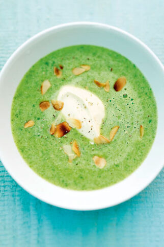 Brokkolisuppe mit Schmelzkäse