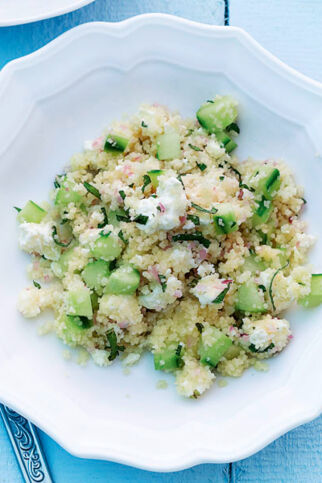 Couscous-Salat mit Gurke und Minze Couscous-Salat mit Gurke und Minze