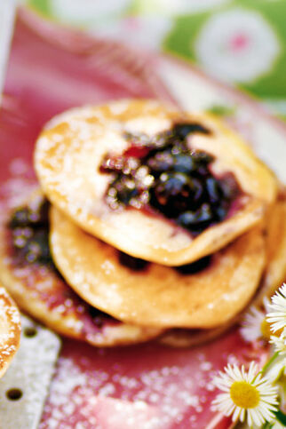 Heidelbeer-Buttermilch-Pfannkuchen