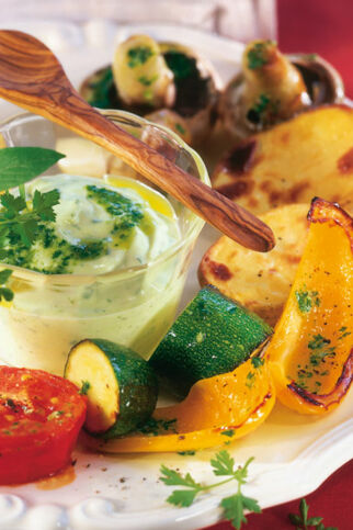 Gebackenes Gemüse mit Kräuter-Aïoli Gebackenes Gemüse mit Kräuter-Aïoli