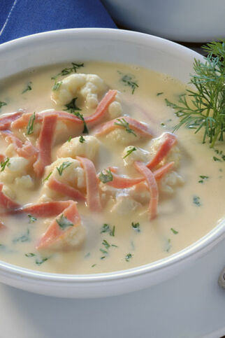 Blumenkohlsuppe mit Schinken Blumenkohlsuppe mit Schinken